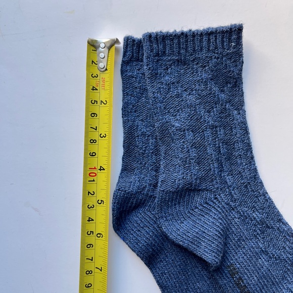 Jil Sander Deep Blue Textured Socks - Picture 4 of 5